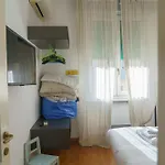 Cozy 1-br Near Ponte Vecchio Apartment *