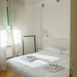 Cozy 1-br Near Ponte Vecchio Apartment Florence
